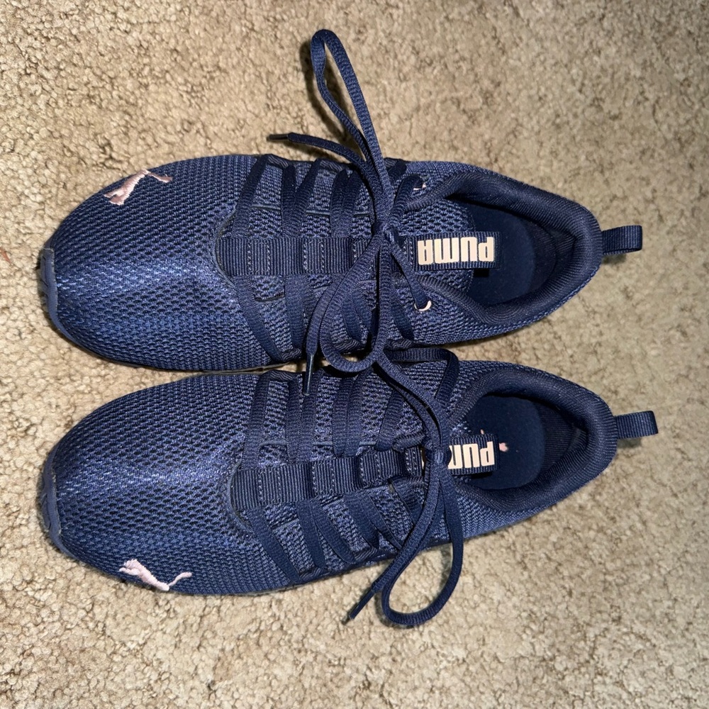 Puma Women’s Navy Sneakers